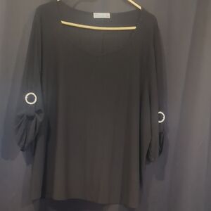 89th & Madison Black Scoop Neck Tunic with Decorative Sleeve Rings